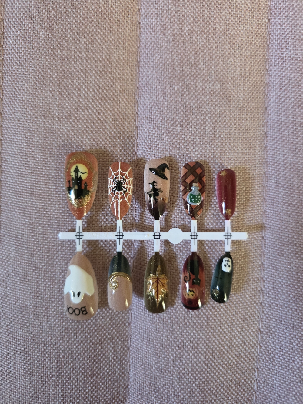 Halloween-Themed False Nail Set in Orange, Black, Red & Beige